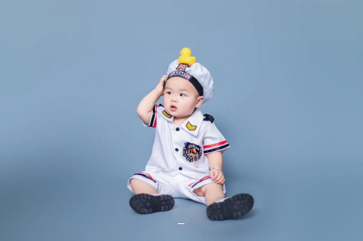 温州宝宝老摇头怎么回事 温州宝宝老摇头怎么回事